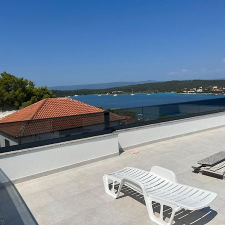 Heart Of Loviste Apartment Екстериор снимка